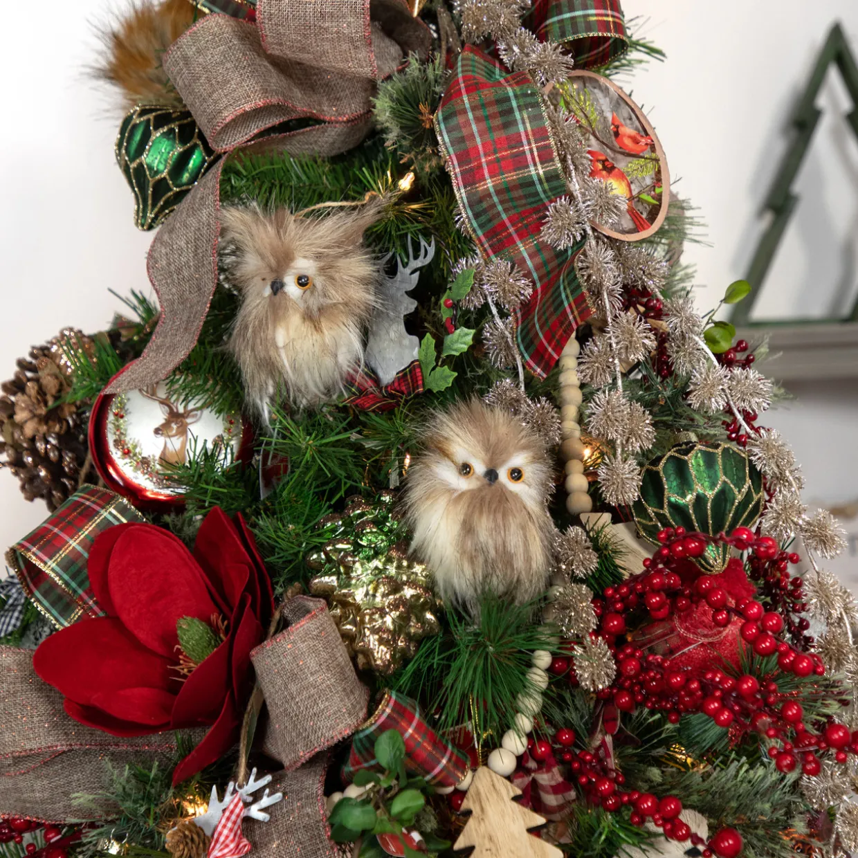 6" Cardinal Glass Plate Christmas Ornament