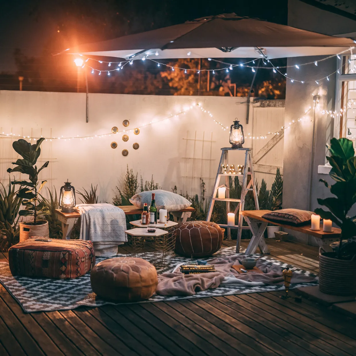 200 Count Pure White LED Solar Power Mini Christmas Light Set with Green Wire