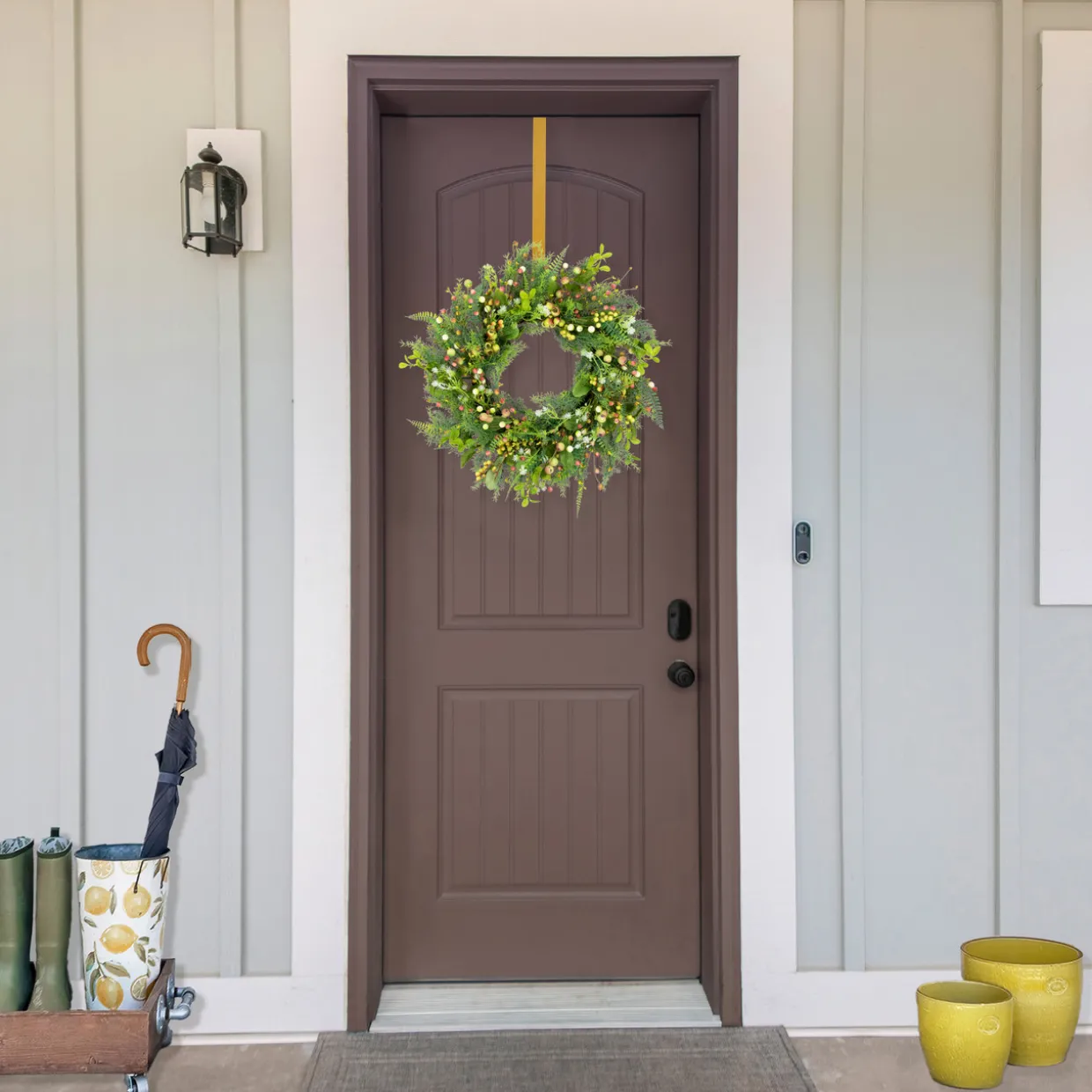 14" Matte Gold Over the Door Christmas Iron Wreath Hanger