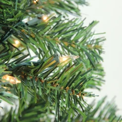 6.5' Pre-Lit Medium Niagara Pine Artificial Christmas Tree - Clear Lights