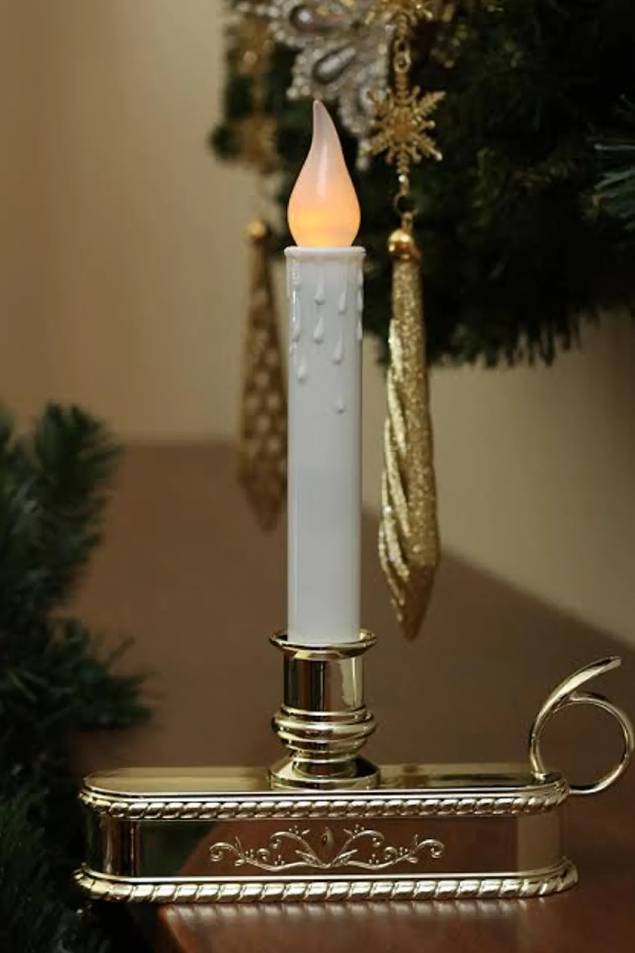 8.75" Pre-Lit White and Gold LED C5 Flickering Christmas Candle Lamp with Handle Base