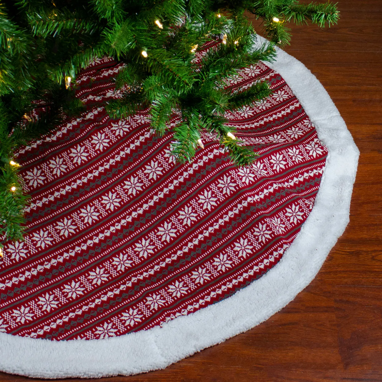 48" Red and White Knitted Snowflake Lodge Christmas Tree Skirt