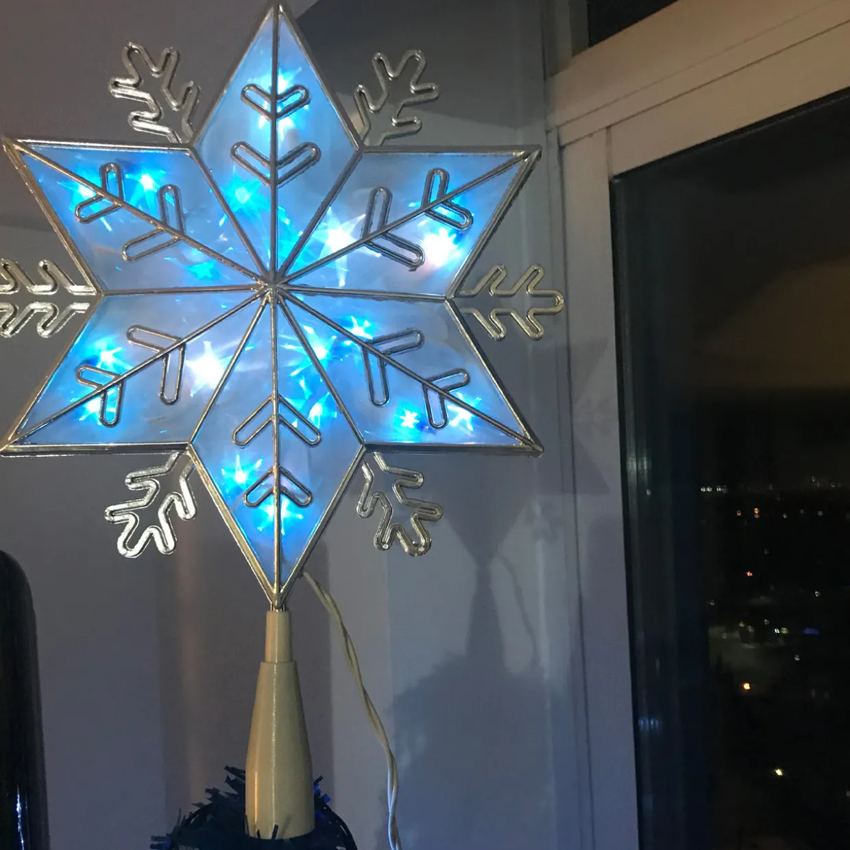 10" Silver Snowflake Lighted Christmas Tree Topper - Blue Lights