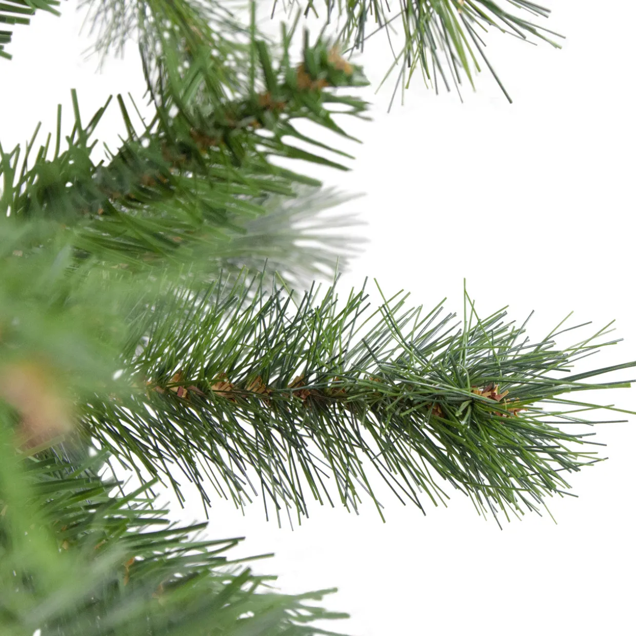 4.5' x 35" Medium Mixed Pine Artificial Christmas Tree - Unlit