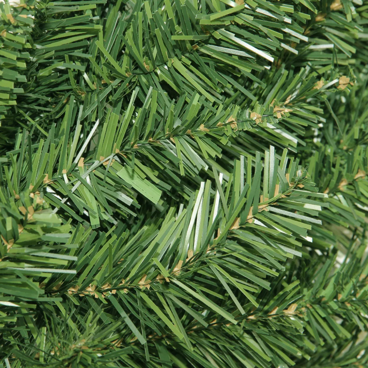 Buffalo Fir Artificial Christmas Wreath - 48" - Unlit