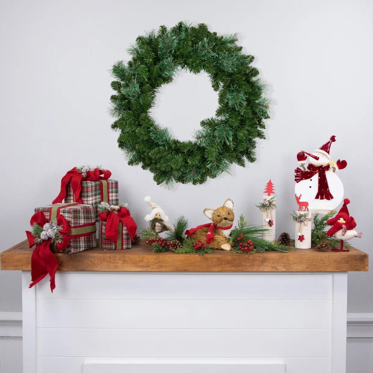 Cashmere Mixed Pine Artificial Christmas Wreath - 24" - Unlit