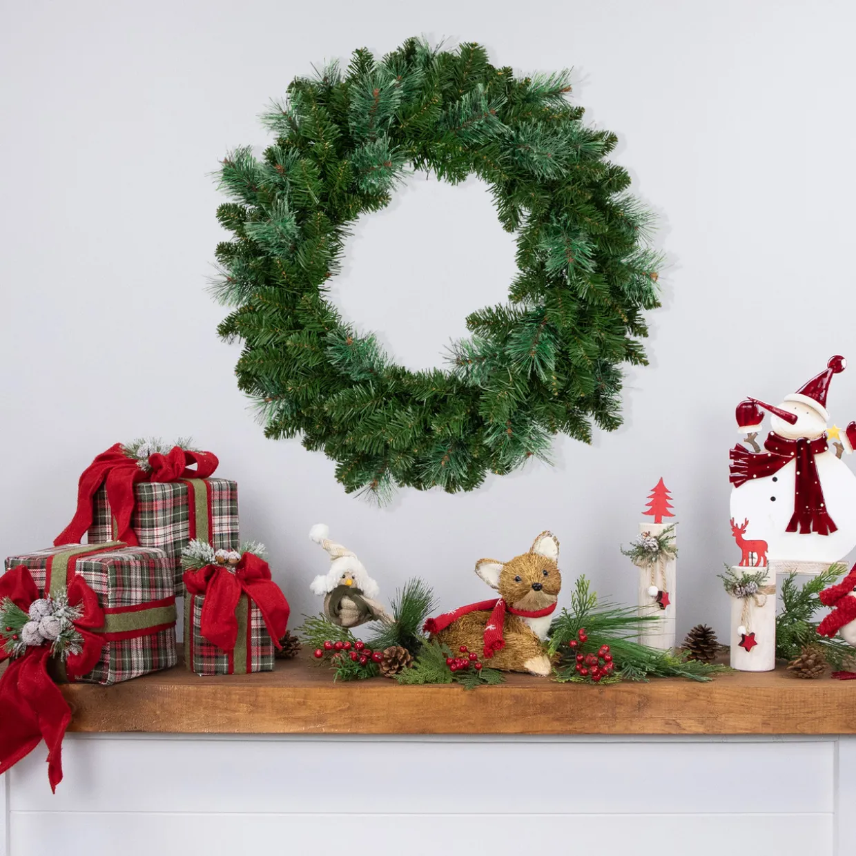 Cashmere Mixed Pine Artificial Christmas Wreath - 24" - Unlit