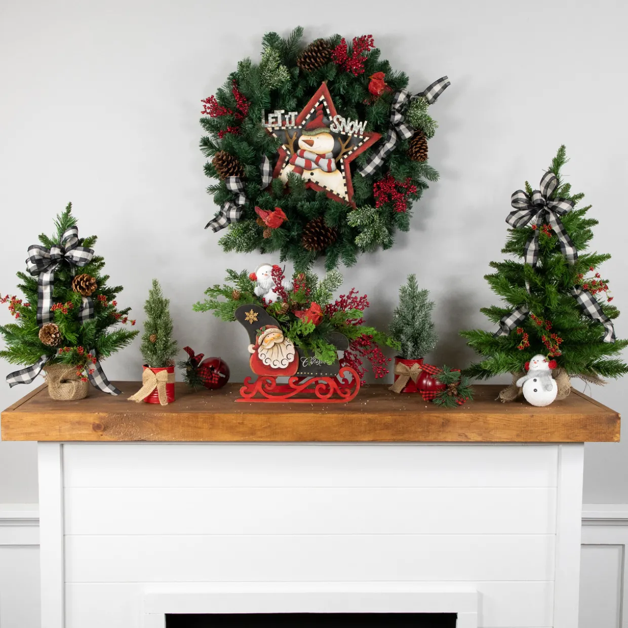 Coniferous Pine Artificial Christmas Wreath, 24-Inch, Unlit