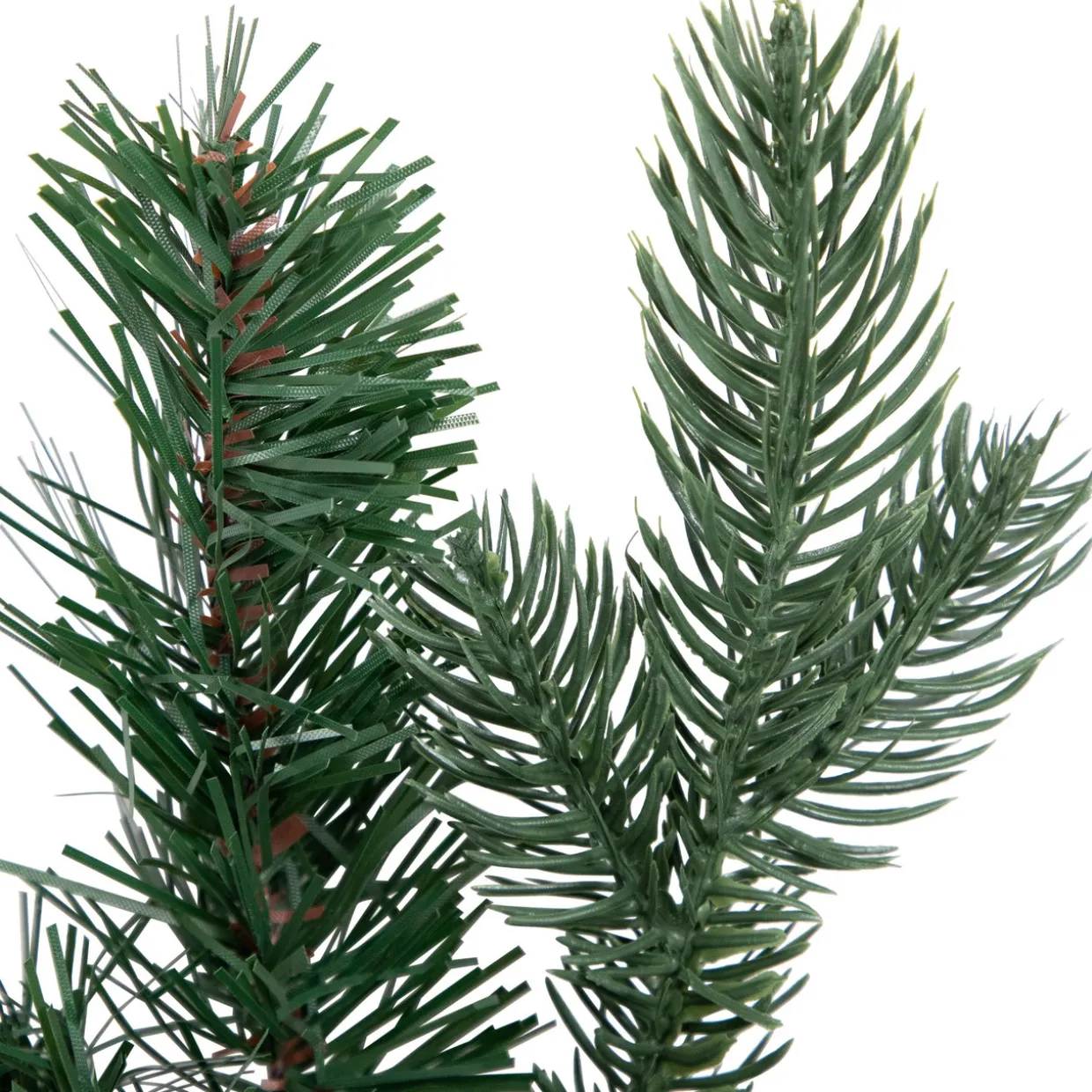 Coniferous Pine Artificial Christmas Wreath, 24-Inch, Unlit