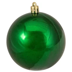 32ct Christmas Green Shatterproof 4-Finish Christmas Ball Ornaments 3.25