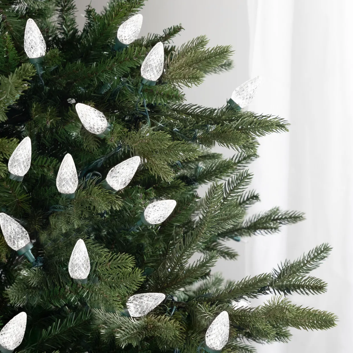 100ct Pure White Faceted LED C9 Christmas Lights - 67ft Green Wire