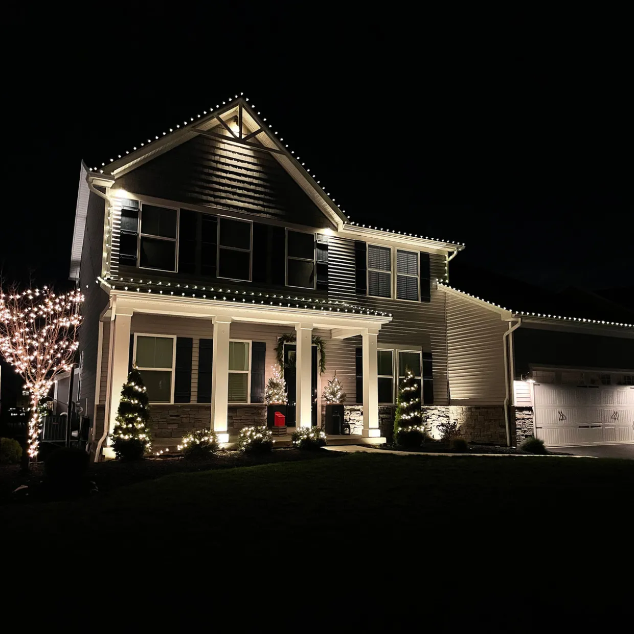 100ct Warm White LED Faceted C9 Christmas Lights, 66ft Green Wire