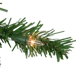 Deluxe Dorchester Pine Artificial Christmas Wreath, 16-Inch, Clear Lights