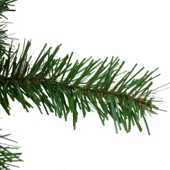 Deluxe Dorchester Pine Artificial Christmas Wreath, 30-Inch, Unlit