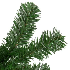 Deluxe Windsor Pine Artificial Christmas Wreath - 8" - Unlit