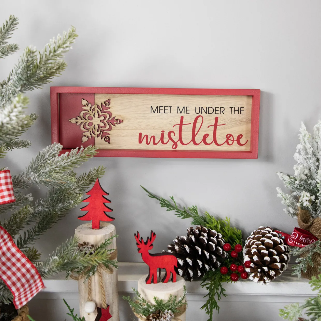 Framed "Meet Me Under the Mistletoe" Christmas Wall Decoration - 11.75" - Red