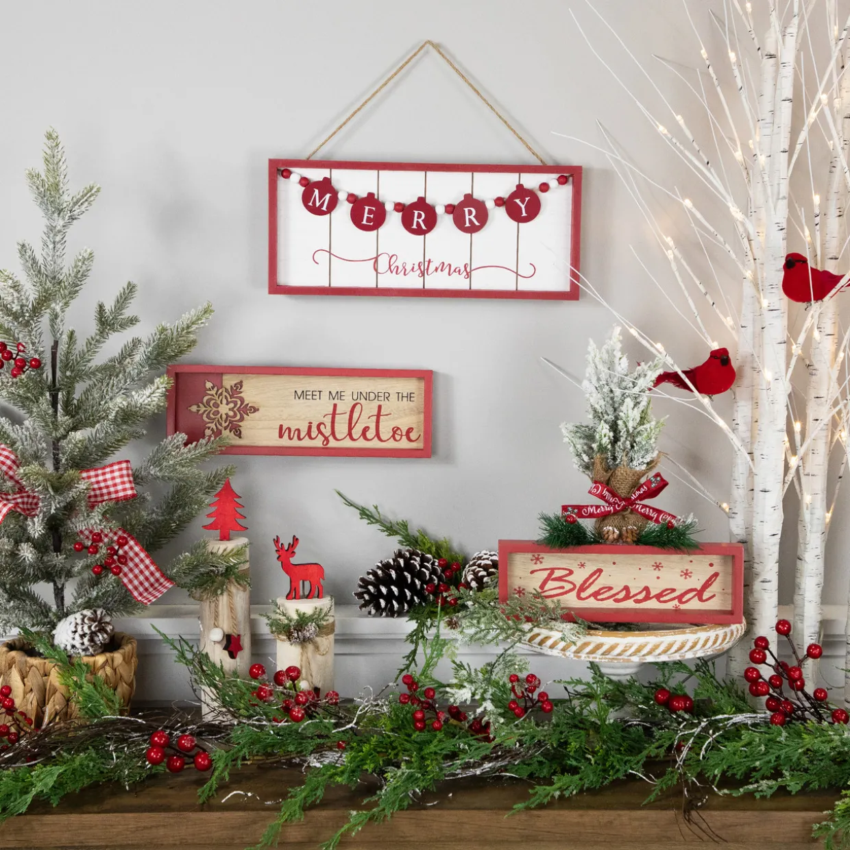 Framed "Meet Me Under the Mistletoe" Christmas Wall Decoration - 11.75" - Red