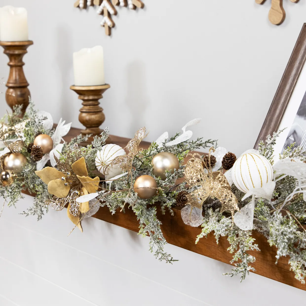 Glittered Poinsettia and Ornaments Artificial Christmas Garland - 6' x 7" - Unlit