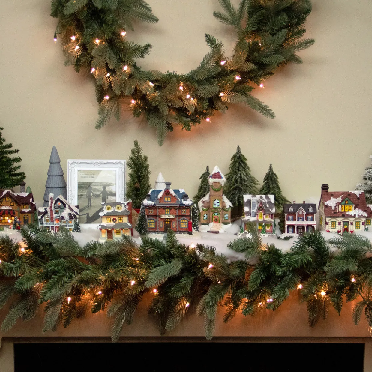 LED Lighted Country Side House Christmas Village Decoration - 5"