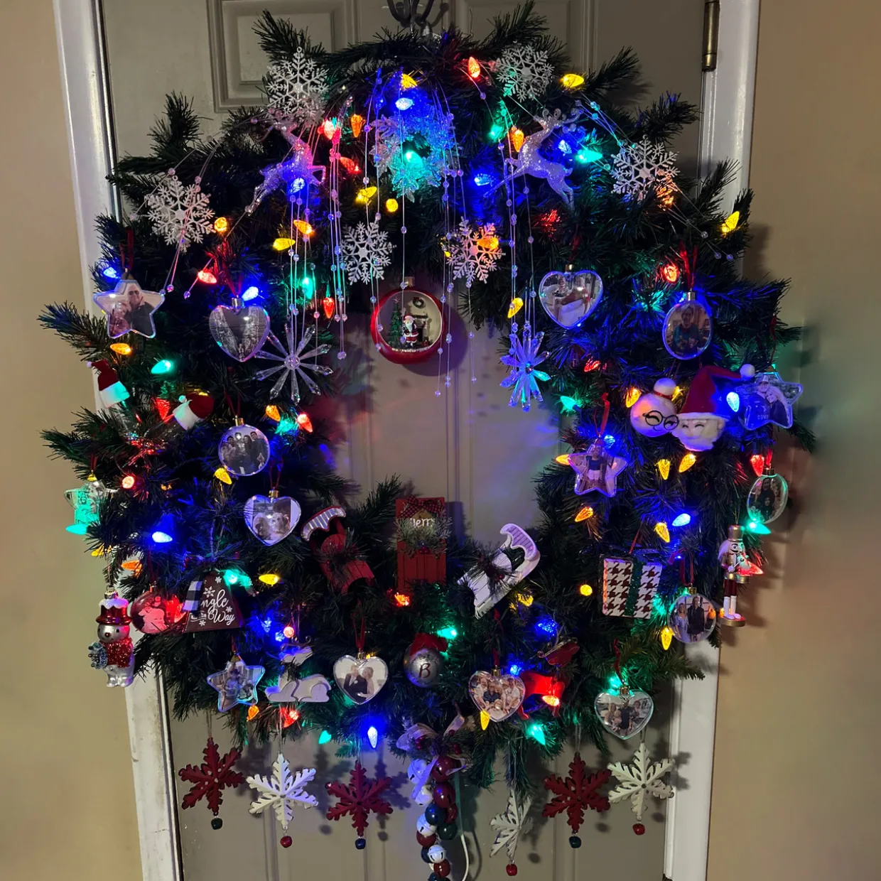 Lush Mixed Pine Artificial Christmas Wreath - 48" - Unlit