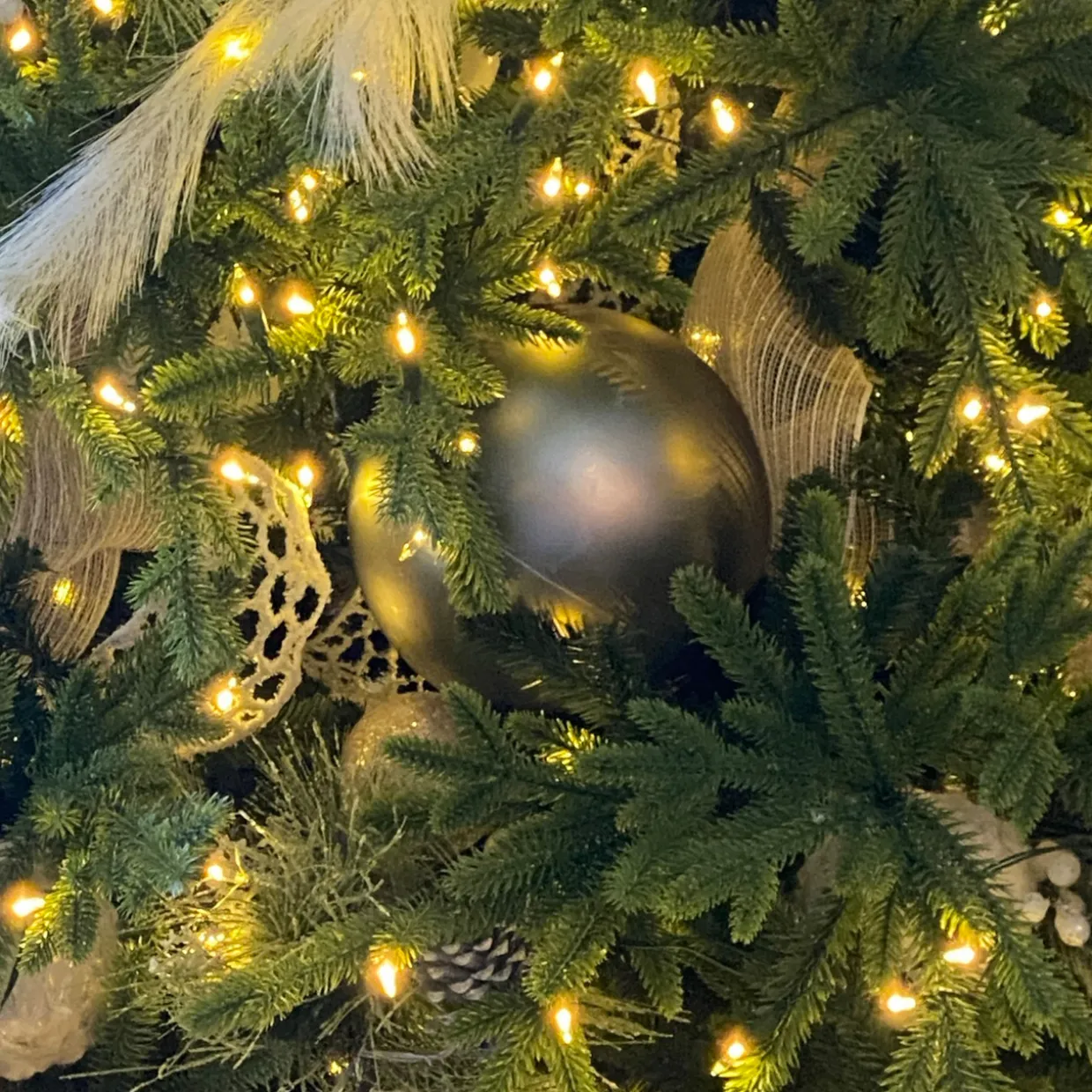 Matte Shatterproof Commercial Christmas Ball Ornament - 8" (200mm) - Pewter Gray