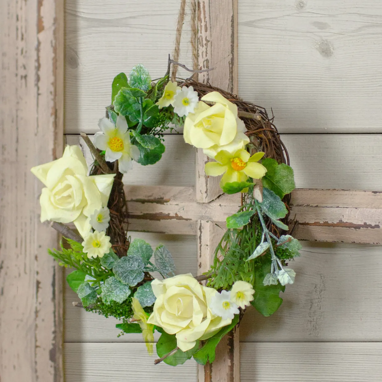 Mini Rose and Foliage Spring Wreath, Yellow 7"