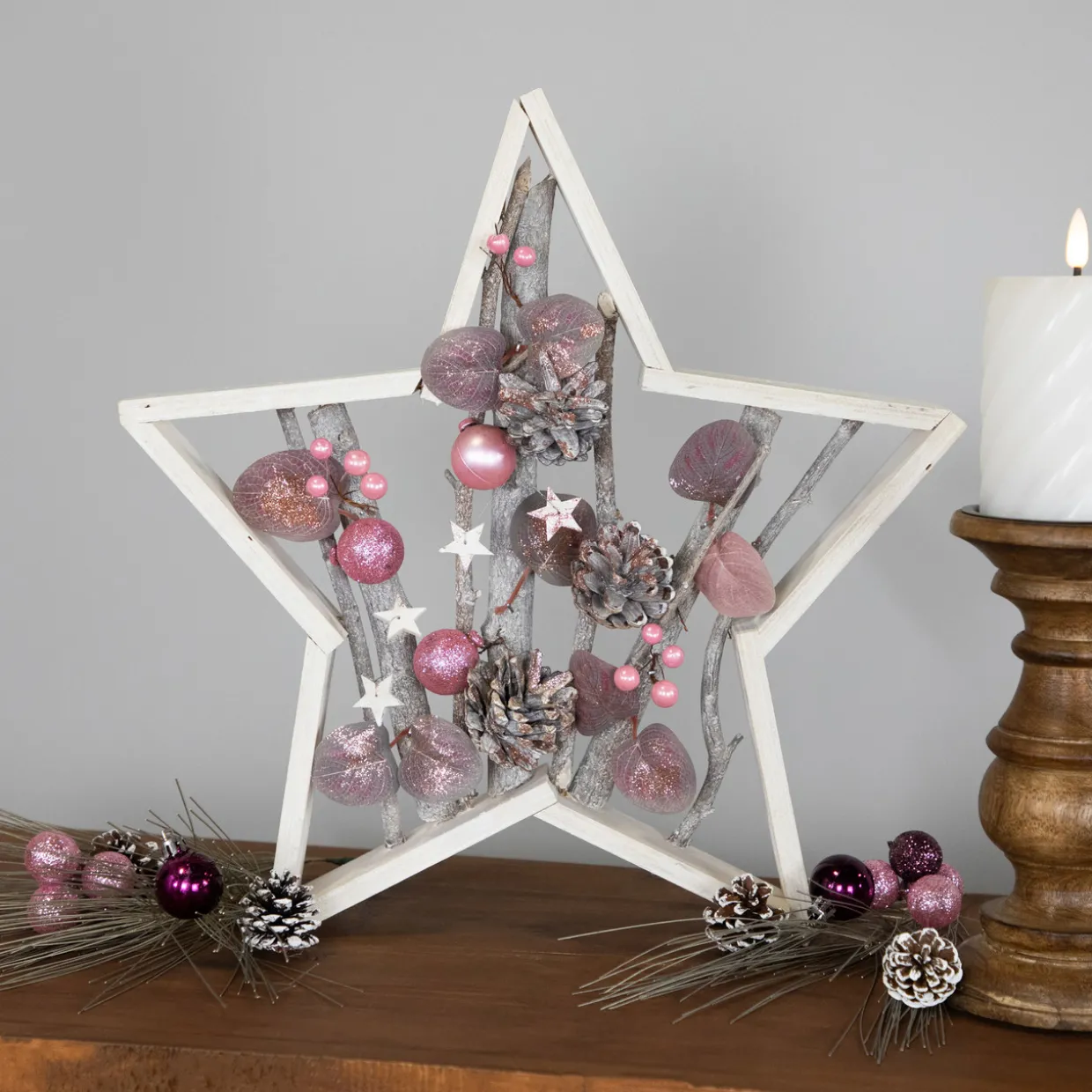 Ornaments and Pinecones Star-Shaped Birch Wood Christmas Decoration - 14.5"