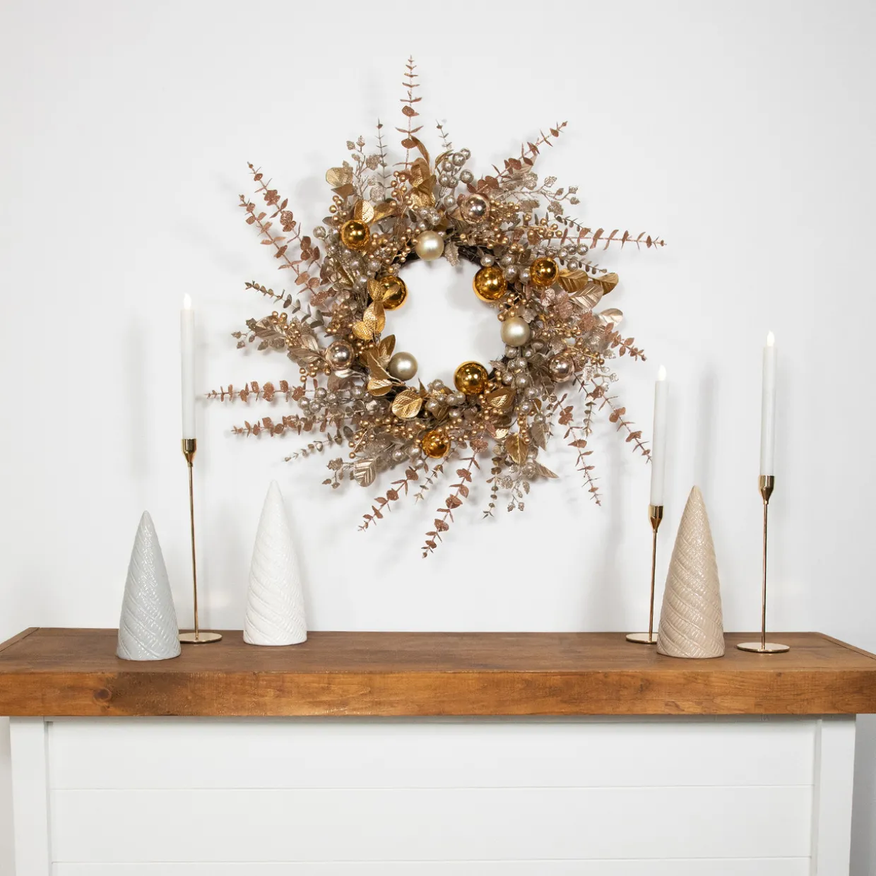 Ornaments, Holly and Berries Artificial Christmas Wreath - 30" - Gold and Copper Tone