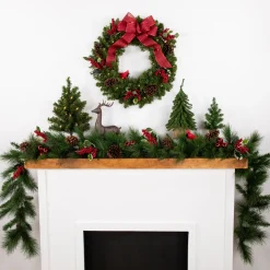 Pre-Lit Battery Operated Canadian Pine Christmas Wreath - 24" - Clear LED Lights