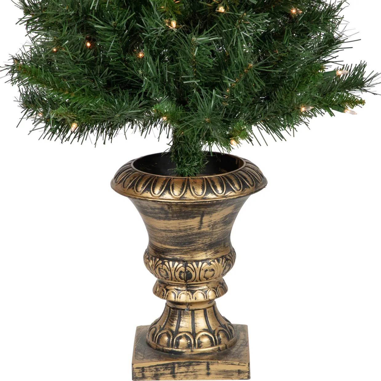 Pre-Lit Battery Operated Norwich Pine Artificial Christmas Entryway Set - 5-Piece - Clear Lights