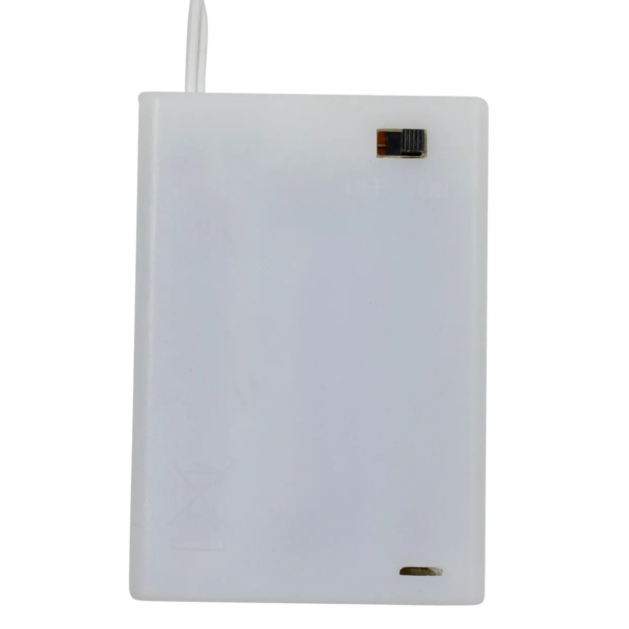 Pre-Lit Battery Operated White Pine Christmas Wreath - 24" - LED Candlelight Lights