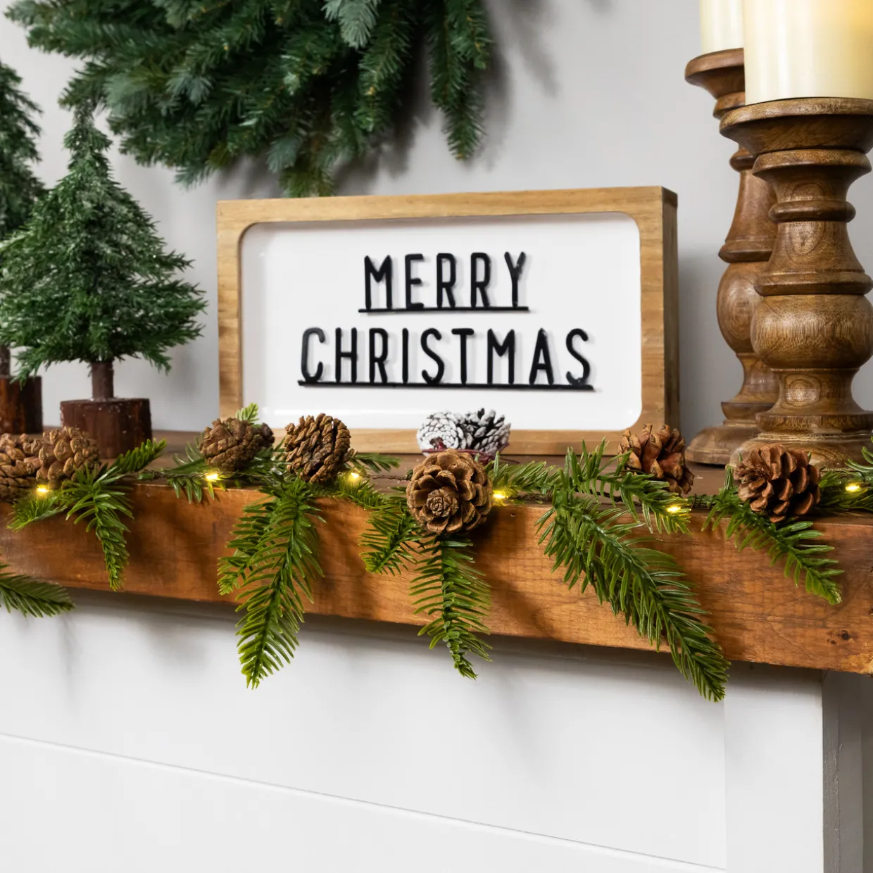 Pre-Lit B/O Pinecone and Pine Christmas Garland - 4.75' - Warm White Lights