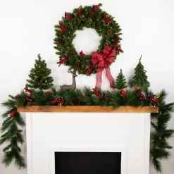 Pre-Lit Canadian Pine Artificial Christmas Wreath - 30" - Clear Lights