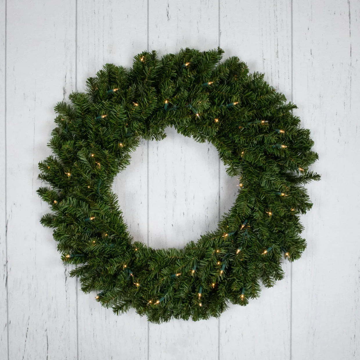 Pre-Lit Canadian Pine Artificial Christmas Wreath - 30" - Clear Lights