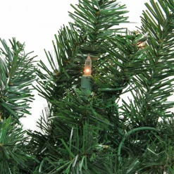 Pre-Lit Deluxe Windsor Green Pine Christmas Garland - 9' x 18" - Clear Lights