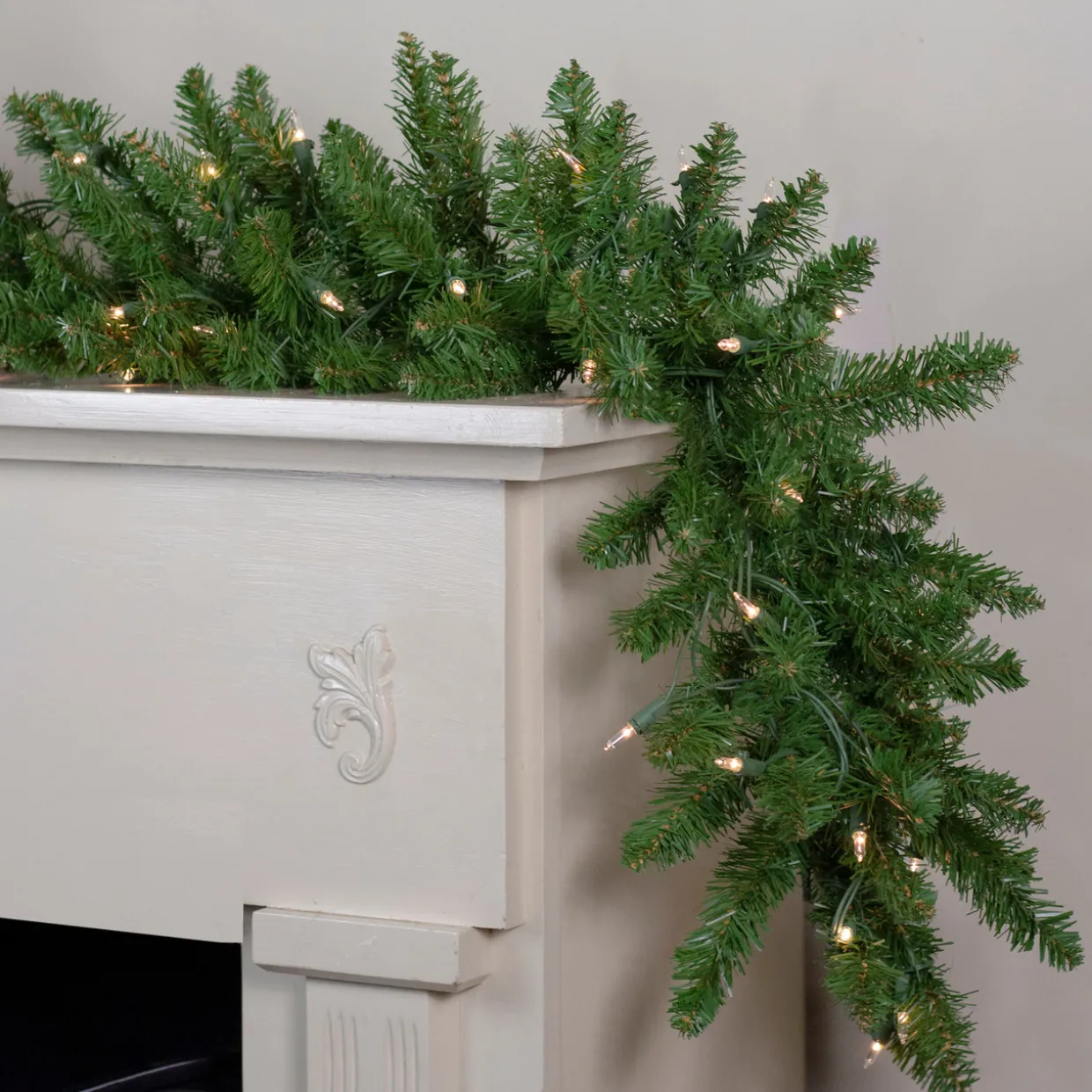 Pre-Lit Eastern Pine Artificial Christmas Garland - 9' x 12" - Clear Lights
