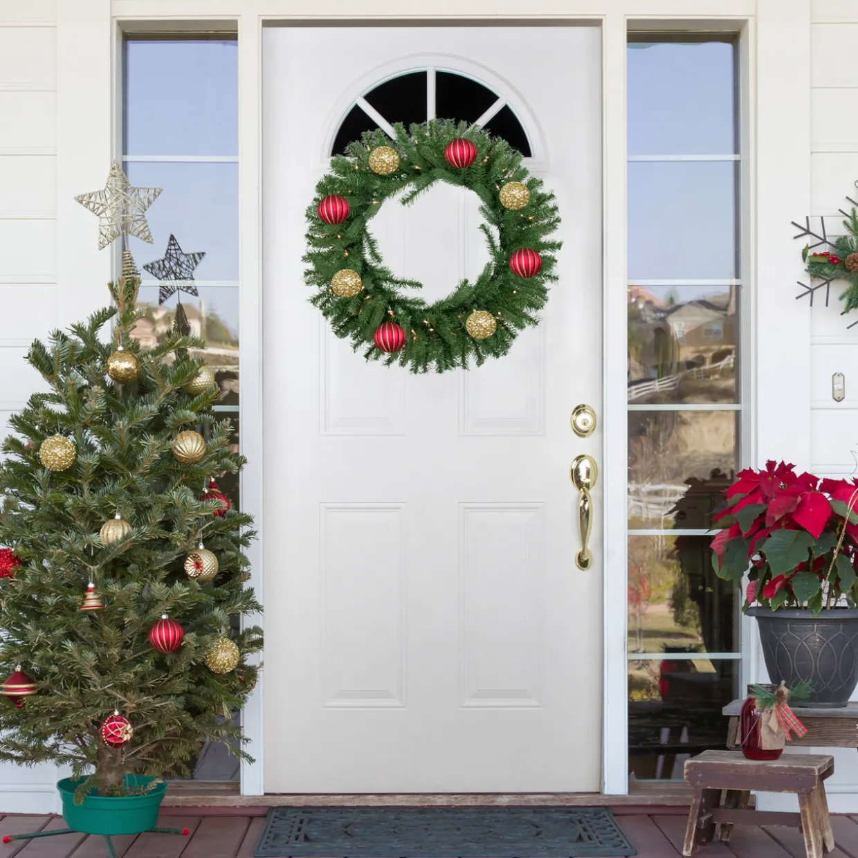 Pre-Lit Sierra Noble Fir Artificial Christmas Wreath, 30-Inch, Clear Lights