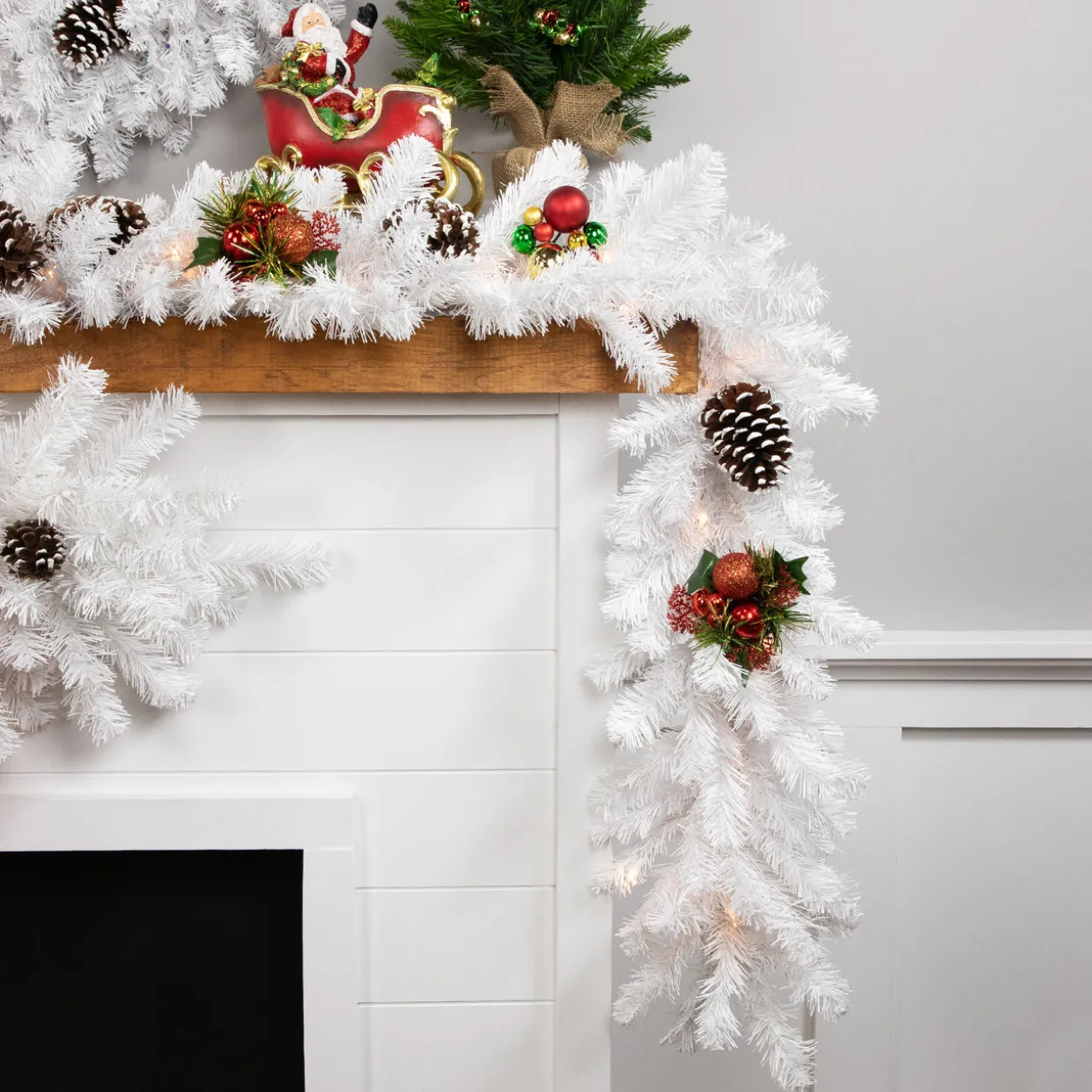 Pre-lit Snow White Artificial Christmas Garland - 9' x 12" - Clear Lights