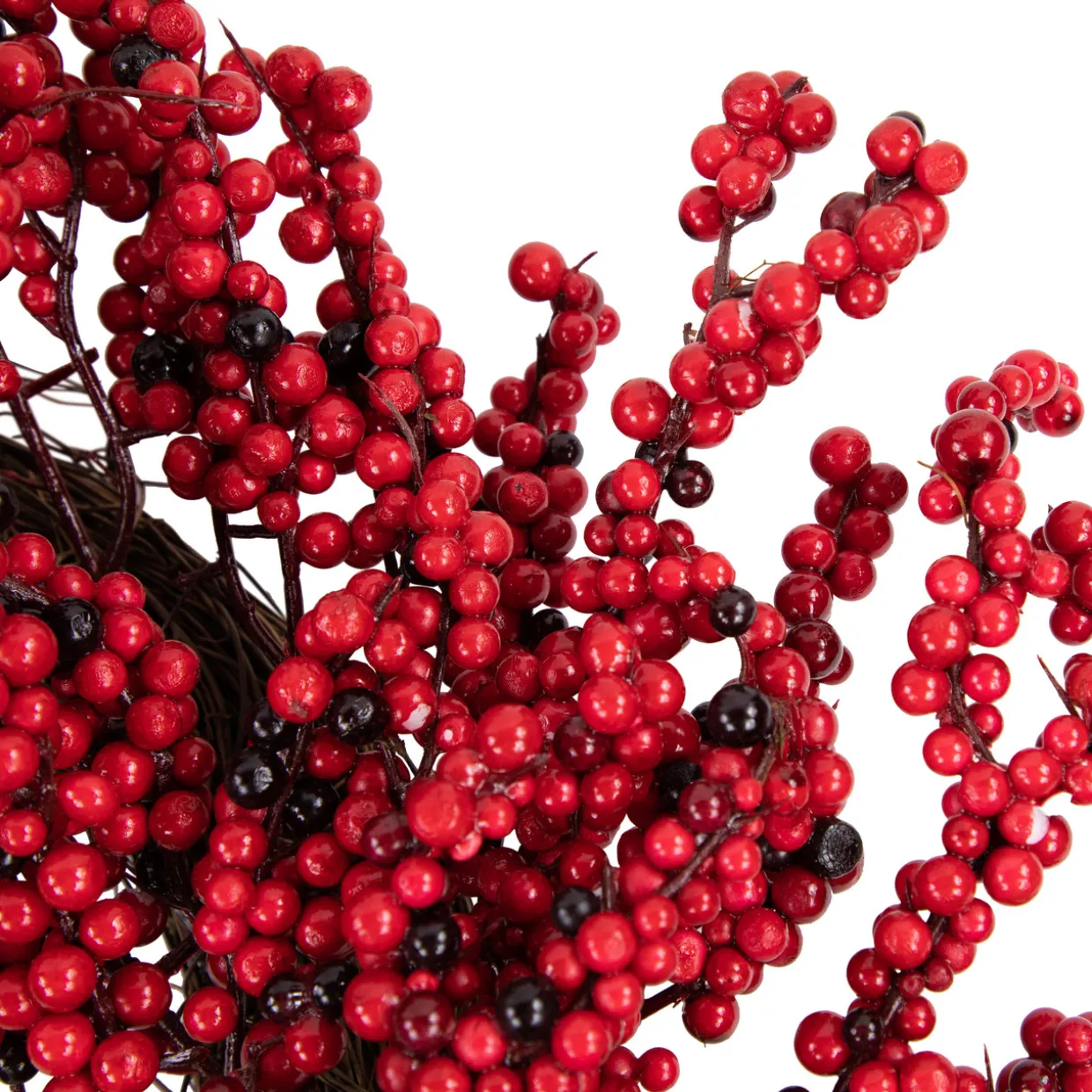 Red and Burgundy Berry Artificial Christmas Wreath, 22-Inch Unlit