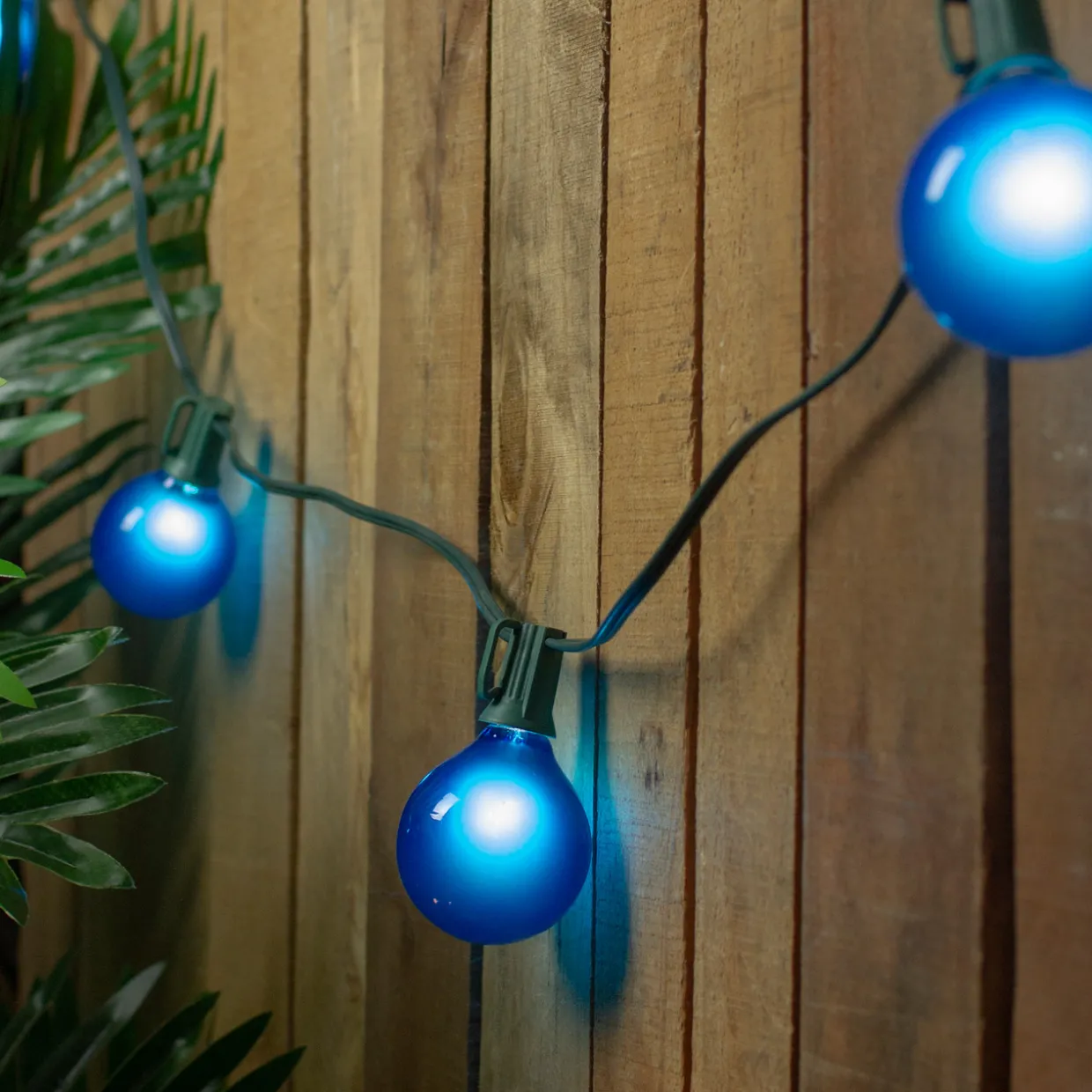 Set of 15 Blue Satin G50 Globe Christmas Lights - Green Wire