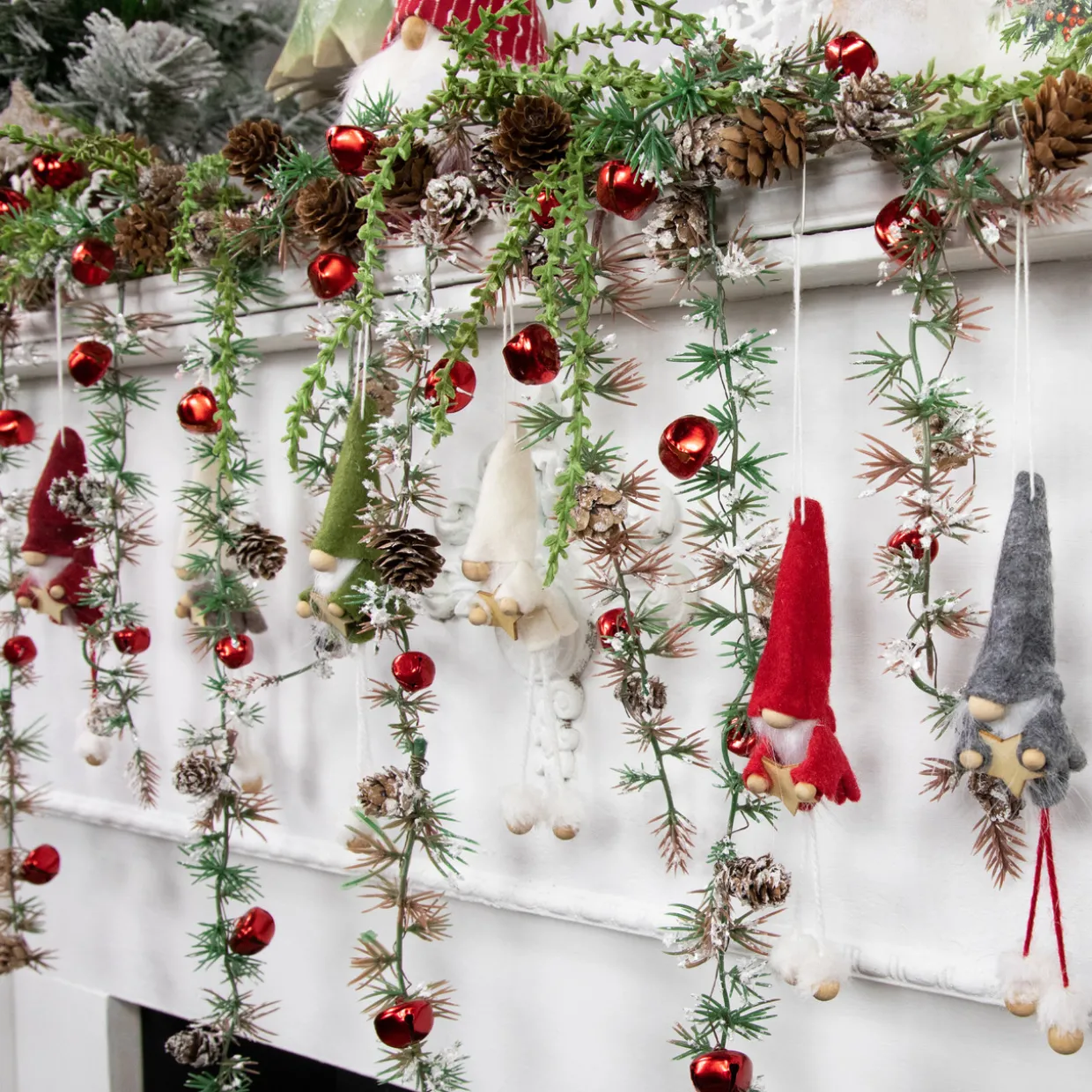 Set of 6 Gnomes with Stars Plush Christmas Ornaments 5"