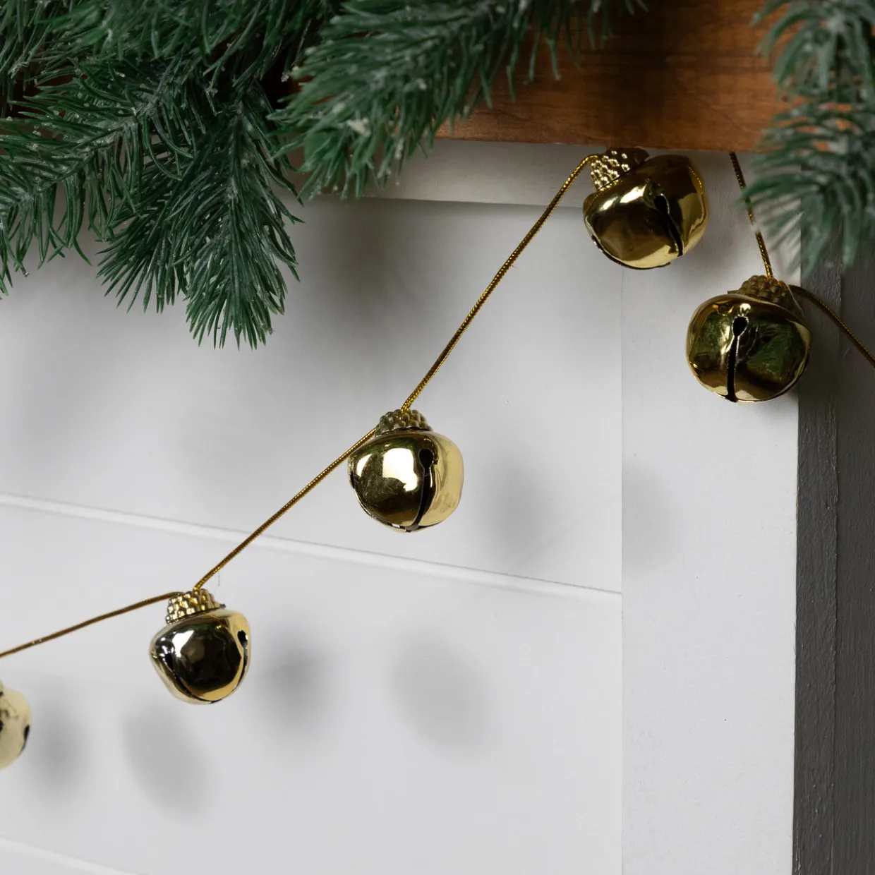 Shiny Metal Christmas Jingle Bells Garland - 7.5' - Gold