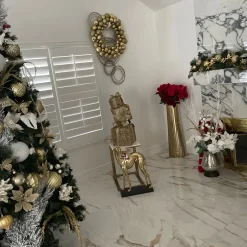 Vegas Gold 3-Finish Shatterproof Ball Christmas Wreath - 24-Inch, Unlit