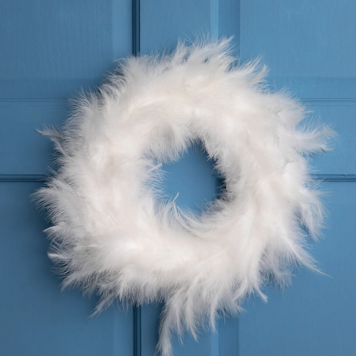 Wispy Feather Christmas Wreath - 14.5" - Unlit - Winter White